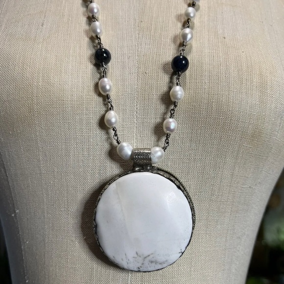 BOHO Tibetan Shell Moon Pendant Pearls Wire Wrapped Artisan Handmade Necklace - Picture 2 of 4